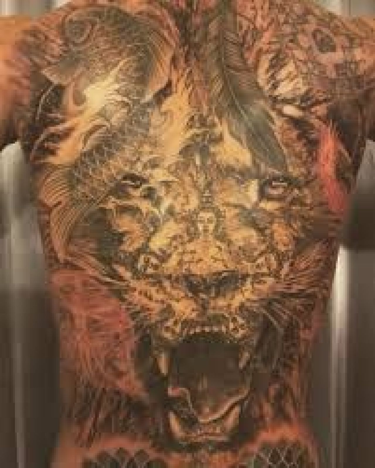 Nu mai e MBAPPE, e ZLATAN! Coman, tatuaj URIAS pe tot spatele, la fel ca Ibrahimovic! Ce si-a putut desena pe piele_3