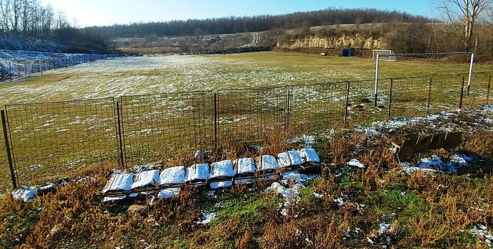FOTO / “Groapa”, stadionul din Calarasi care ii face concurenta celui al lui Dinamo_12