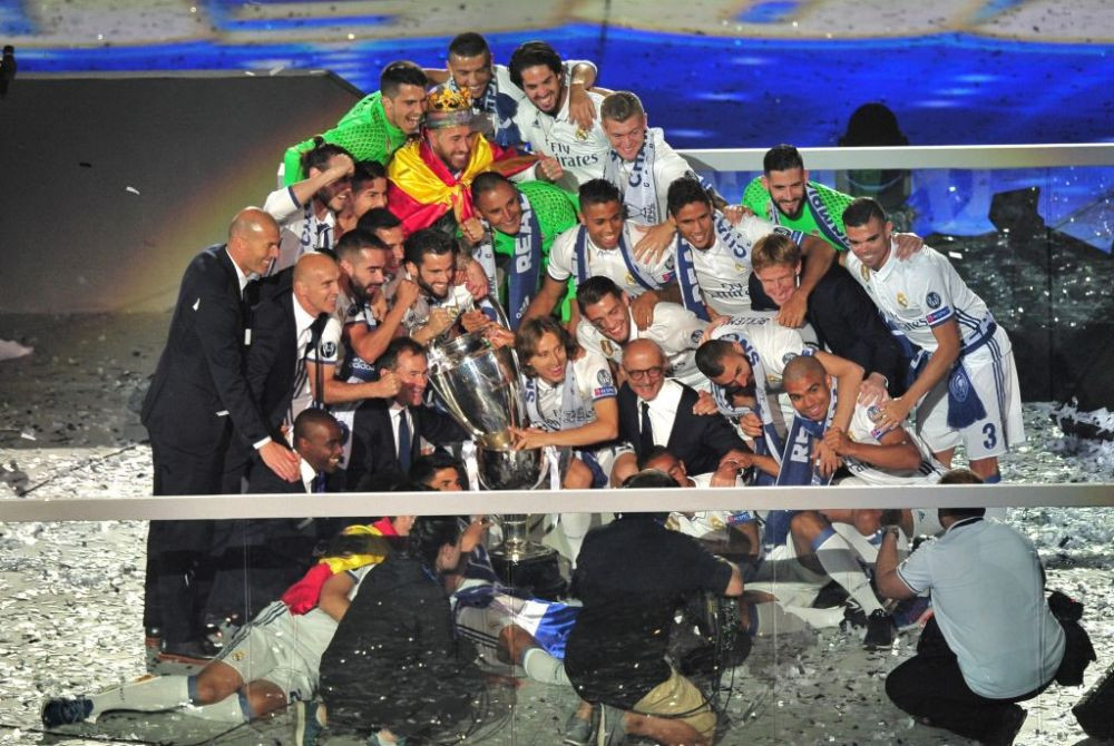 SURPRIZA URIASA! Englezii au publicat Top 10 echipe ale deceniului! Real Madrid nu se afla in prima jumatate, iar Barcelona apare de doua ori