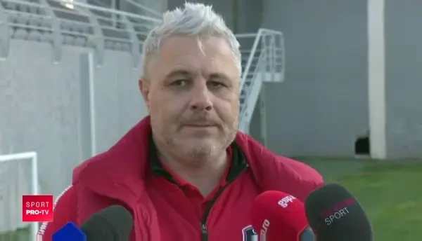 Nu ca ar trebui sa ma puna pe mine , GEN! :))) FABULOS! Sumudica a fost intrebat daca Astra are sanse la titlu: Daca vorbim de Craiova... :) Ce a declarat