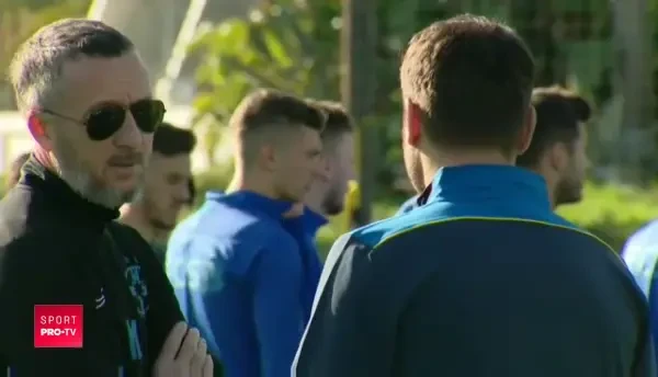 S-au pus pe treaba! Surpriza in cantonamentul FCSB-ului din Spania! Cine a venit sa la antrenamentele ros-albastrilor! VIDEO