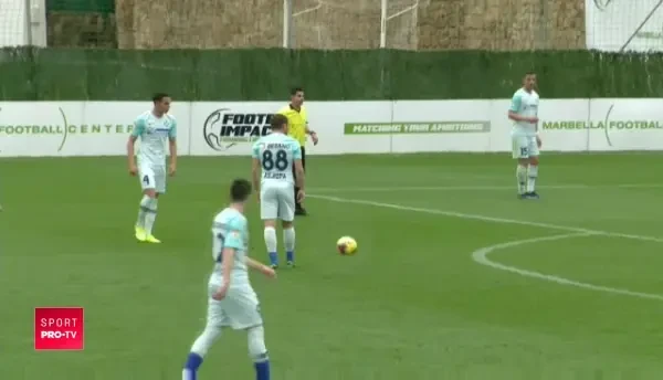 Il convinge Manea pe Gigi Becali sa-l pastreze? Fundasul a marcat din lovitura libera si a starnit bucuria printre coechipierii sai: Bravo baaa! Bravo Manea!