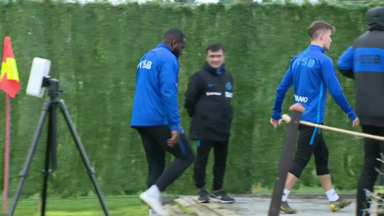 Merge COCOSAT sa nu se vada burtica? :)) 'Bizonul' Gnohere, inapoi la antrenamentele FCSB!_7