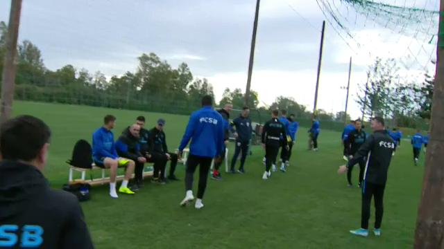 Merge COCOSAT sa nu se vada burtica? :)) 'Bizonul' Gnohere, inapoi la antrenamentele FCSB!_10
