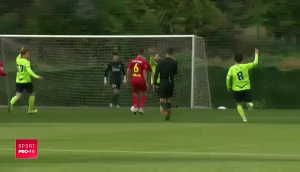 LIVE VIDEO FCSB - JEONBUK 3-1 | Planic face hent in careu si coreenii reduc din diferenta dupa ce transforma o lovitura de la 11 metri