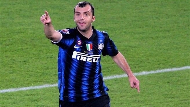 A castigat Champions League cu Cristi Chivu si acum e capitanul lui Ionut Radu, dar e si patron de club in prima liga din tara sa_2