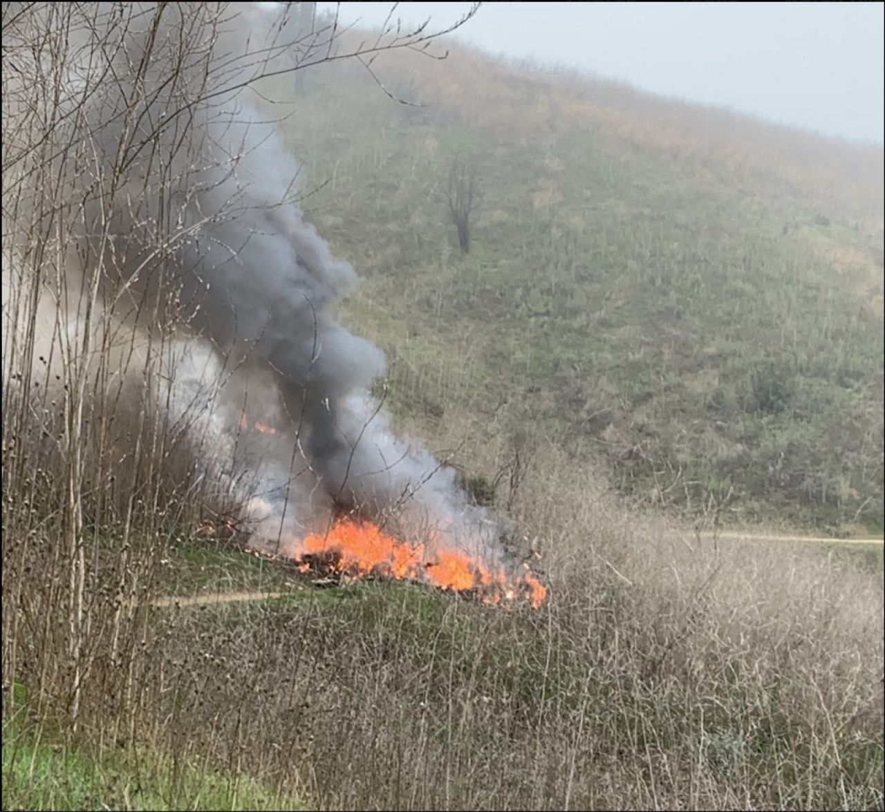 Au aparut pozele cu focul DEVASTATOR de dupa prabusirea elicopterului! Atentie, imagini SOCANTE! Ce s-a intamplat cu aparatul de zbor_4