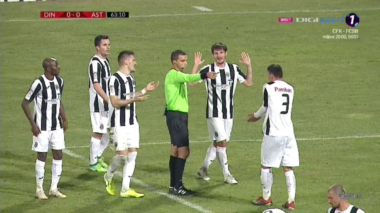 A fost sau n-a fost? Jucatorilor Astrei NU LE-A VENIT SA CREADA pentru ce da penalty Hategan! Ce s-a intamplat la duelul dintre Fabbrini si Crepulja_2
