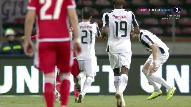 A fost sau n-a fost? Jucatorilor Astrei NU LE-A VENIT SA CREADA pentru ce da penalty Hategan! Ce s-a intamplat la duelul dintre Fabbrini si Crepulja_8