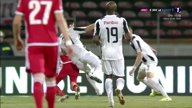 A fost sau n-a fost? Jucatorilor Astrei NU LE-A VENIT SA CREADA pentru ce da penalty Hategan! Ce s-a intamplat la duelul dintre Fabbrini si Crepulja_9