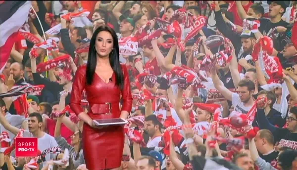 Licenta e noul obiectiv la Dinamo! Cu ajutorul fanilor, jucatorii si-au primit o parte din restante, iar Uhrin si Fabbrini au intrat si ei in randul cotizantilor