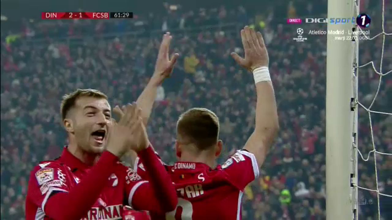 Aroganta lui Lazar a declansat NEBUNIA! I-a aplaudat pe stelisti, care au aruncat cu scaune dupa el! Tanase i-a pus mana in gat, apoi meciul s-a oprit! Filmul complet al minutelor demente din derby_5