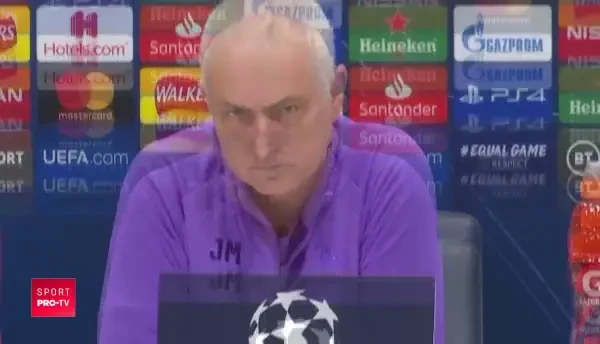 Mourinho, raspuns GENIAL cand a fost intrebat ce atacant vrea la Tottenham dupa DEZASTRUL din atac! Cum a facut toata sala sa rada