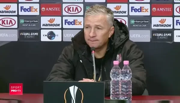 "De doi ani exersam asta, nu se poate asa ceva!" Dan Petrescu isi cearta jucatorii dupa meciul cu Sevilla! Ce l-a scos din minti pe antrenorul CFR-ului si ce spune despre sansele la calificare