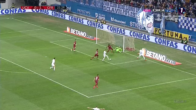 Calcaie, devieri, CRAIOVA-BRAZILIA! ASEDIU la poarta CFR-ului in prima repriza a meciului de la Craiova! Batman Arlauskis SCOATE TOT_5