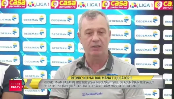 L-a luat in camera la el vino la mine, sunt tare, sunt moldovean! :)) Rednic vorbeste despre GRIPA care i-a lovit echipa