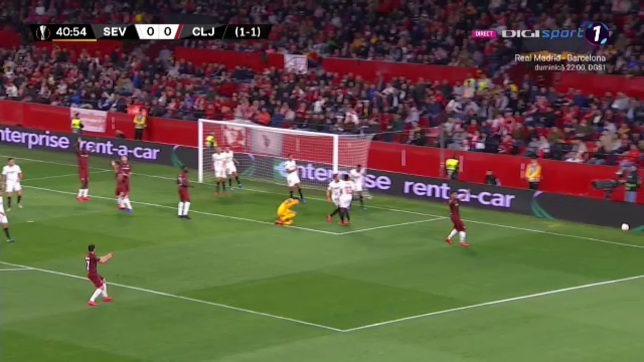 A fost PENALTY? Momentul in care campioana a sperat ca un cadou venit de nicaieri. Ce s-a intamplat in careul Sevillei_2
