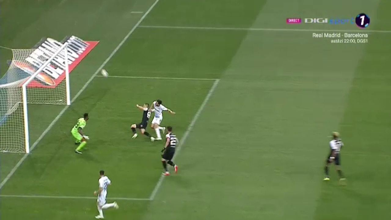 Ratare incredibila! Andrei Ivan nu a nimerit poarta din 3 metri! Vezi faza aici_3