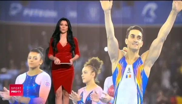 De 1 martie, Steaua si Dinamo au facut pace! Stelistul Marian Dragulescu a mers cu martisoare la o dinamovista