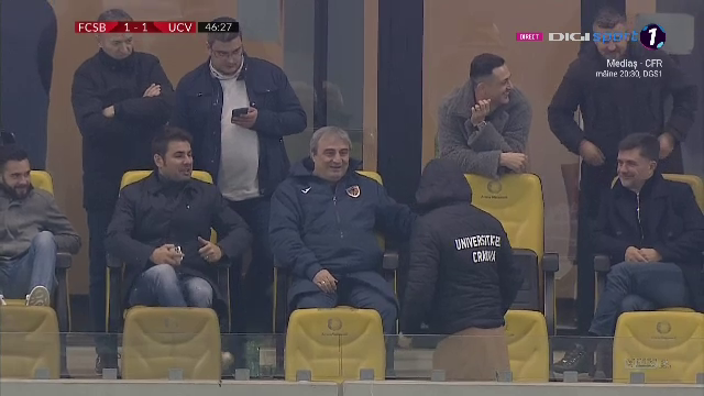 Prima aparitie publica a lui Mutu dupa ce s-a zvonit ca s-ar fi batut in fata unui restaurant! Cum a aparut pe National Arena la FCSB - Craiova_7