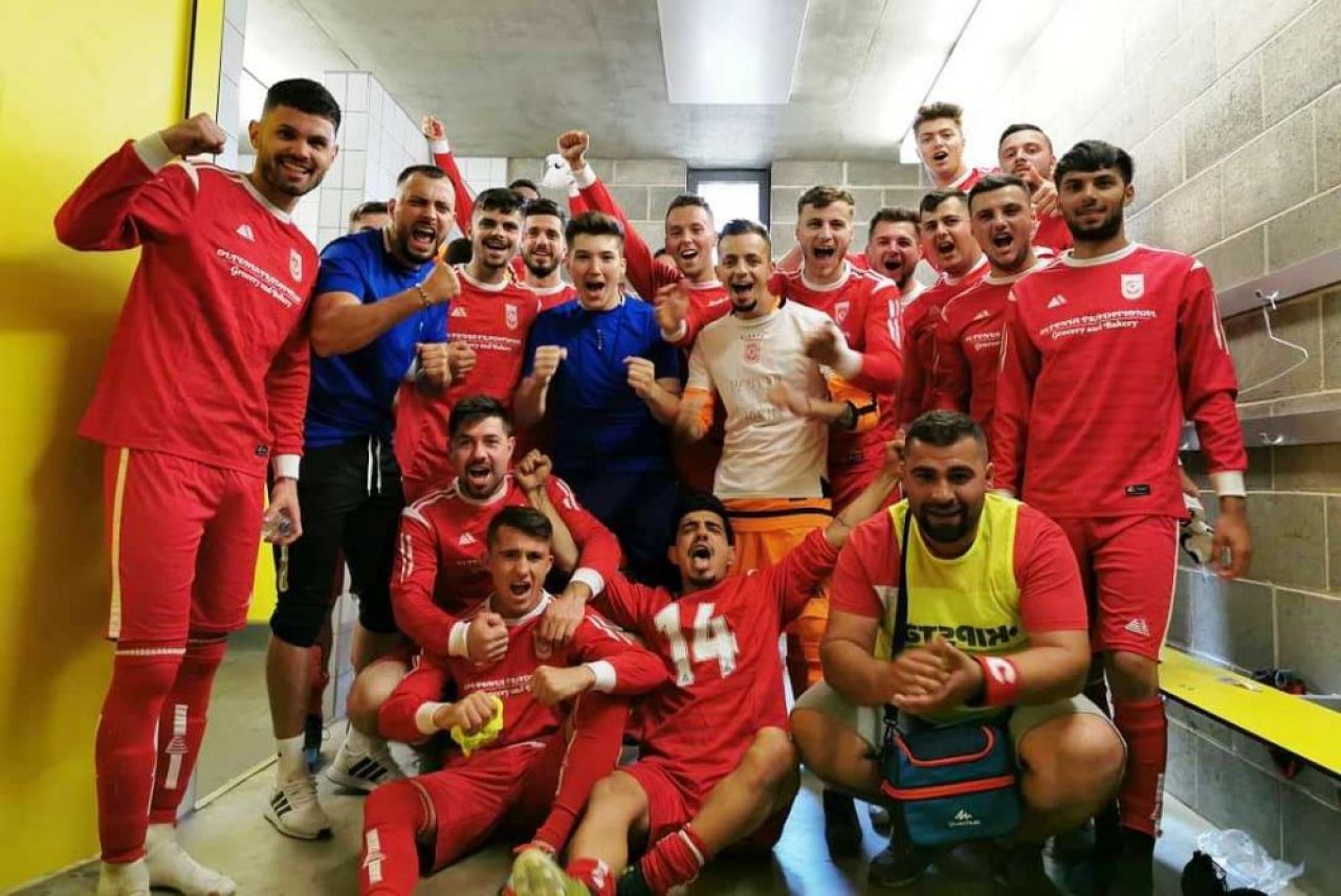 Cel mai tanar patron de club din Anglia este un roman! Are 18 ani si il cheama Radoi_2