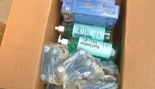 Au cumparat 17 700 de sticle cu dezinfectant ca sa le vanda cu 60 de euro bucata in plina criza de coronavirus! Ce au facut acum cei doi frati cu ele