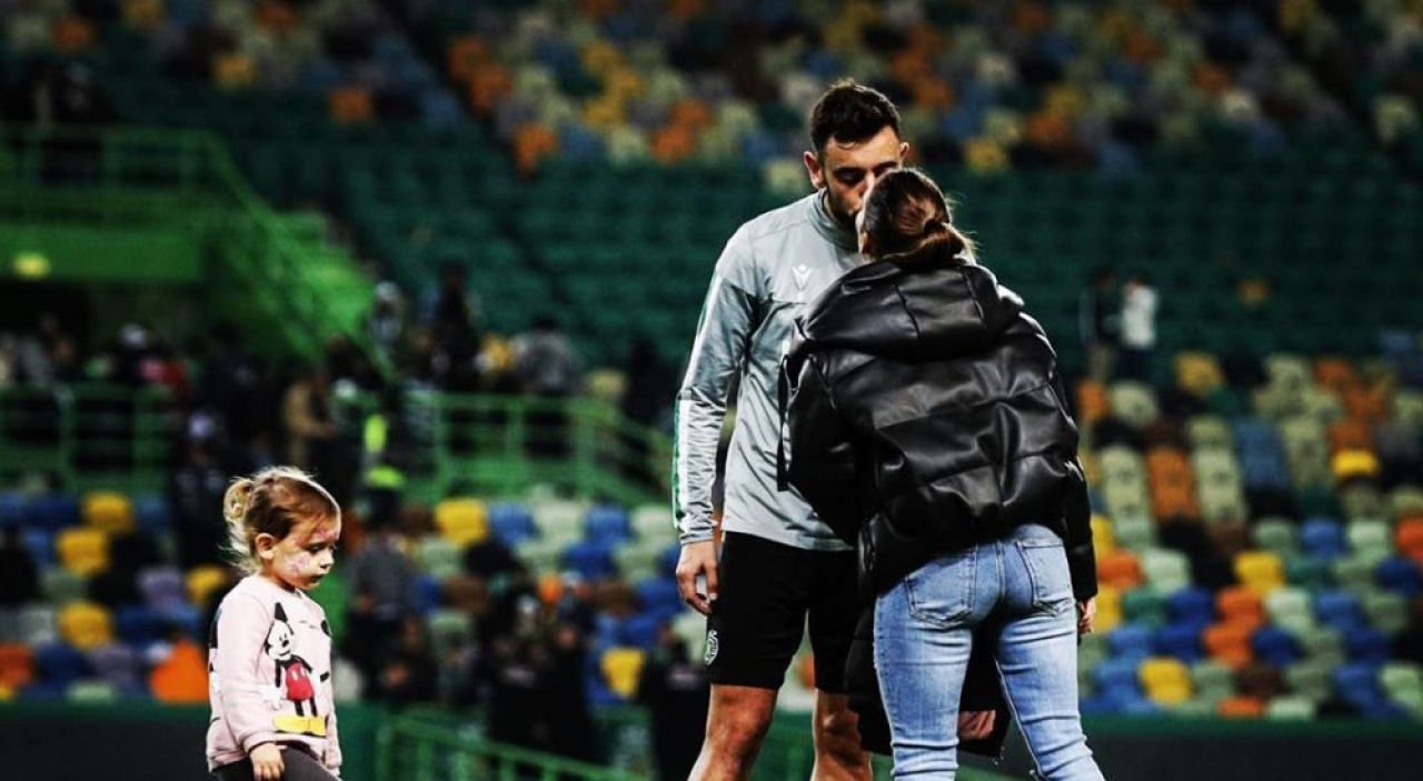 Bruno Fernandes va avea un baiat, iar fanii au inceput sa ii propuna nume ciudate_1