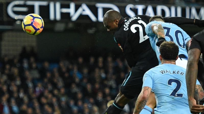 Un fotbalist din Premier League acuza dur englezii pentru modul in care au gestionat situatia provocata de coronavirus! La inceput radeau de Italia