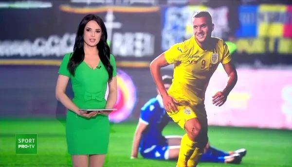 Puscas isi petrece ziua de nastere cu PAPUSILE! Colectia impresionanta a atacantului de la Reading