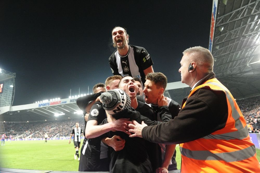 Se naste o noua forta in Premier League. Miliardarii arabi si englezi cumpara un club legendar din Anglia