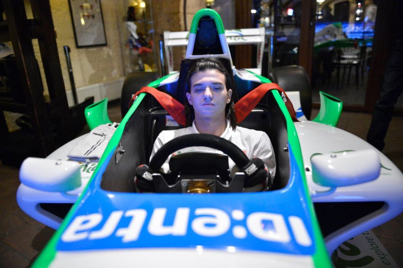 Era pilotul in care ne puneam sperantele ca va fi primul roman din F1, dar a ajuns inginer de cursa si patron de firma_3