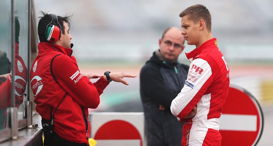Era pilotul in care ne puneam sperantele ca va fi primul roman din F1, dar a ajuns inginer de cursa si patron de firma_4