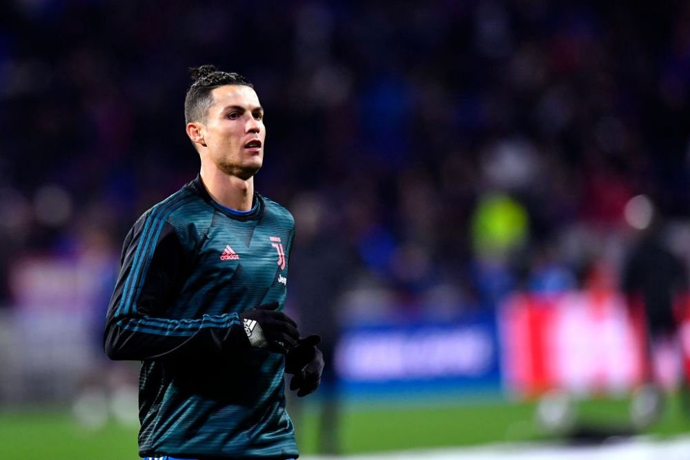 Imaginile cu Ronaldo care au starnit FURIE in randul fanilor! Portughezul a fost surprins la o petrecere, desi se afla in izolare
