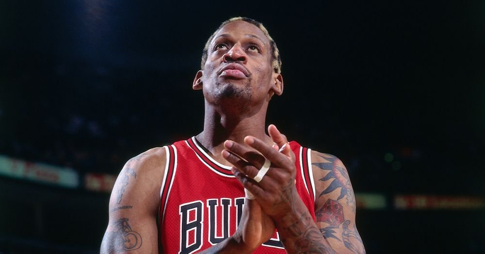 Avea un salariu de 27 de milioane de dolari pe an, acum e SARAC SI BOLNAV! Ce s-a intamplat cu banii lui Dennis Rodman dupa o cariera fantastica si cu cati bani a ramas_2