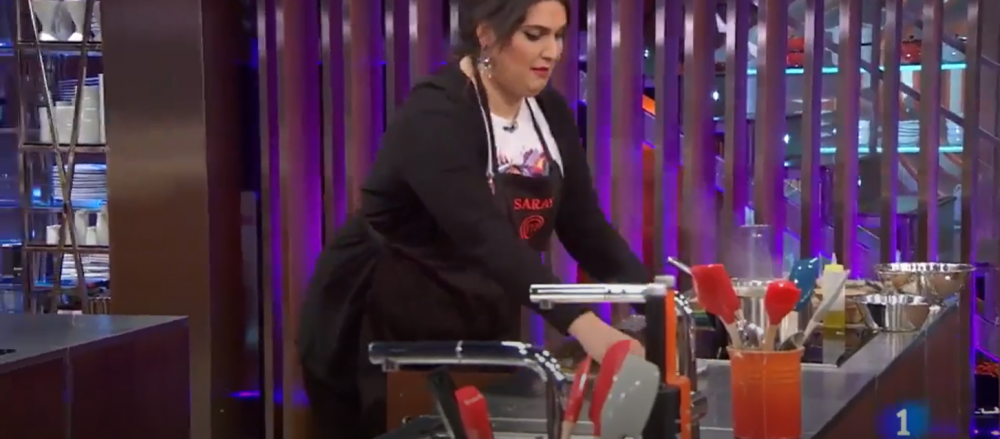 A fost dat afara de la Masterchef pentru cea mai scandaloasa farfurie din istoria emisiunii! Ce a putut sa duca in fata chefilor