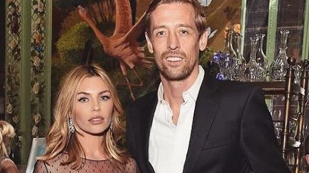 El prinde topurile celor mai URATI fotbalisti, dar ea e ZEITA! Cum arata sotia lui Peter Crouch_4