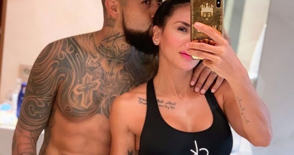 Asa ”trage” si de Vidal? Ea e sexy-culturista cu care se iubeste fotbalistul Barcelonei_4