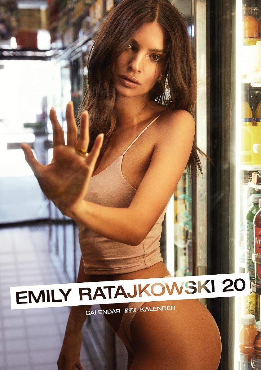 Cu ea merita sa stai O VIATA in carantina! :) Emily Ratajkowski, aparitie naucitoare! Cum s-a pozat cea mai mare fana a lui Ronaldo_8