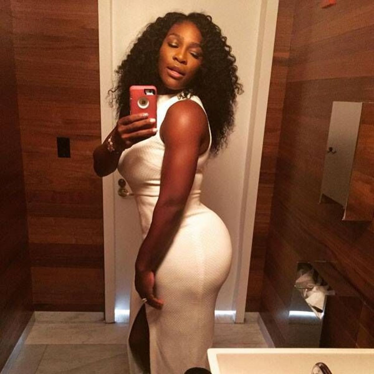 Serena Williams, dezvaluirile la care nu s-a asteptat nimeni: Serena si-a povestit cu lux de amanunte prima experienta intima: ”A fost oribil!”_6