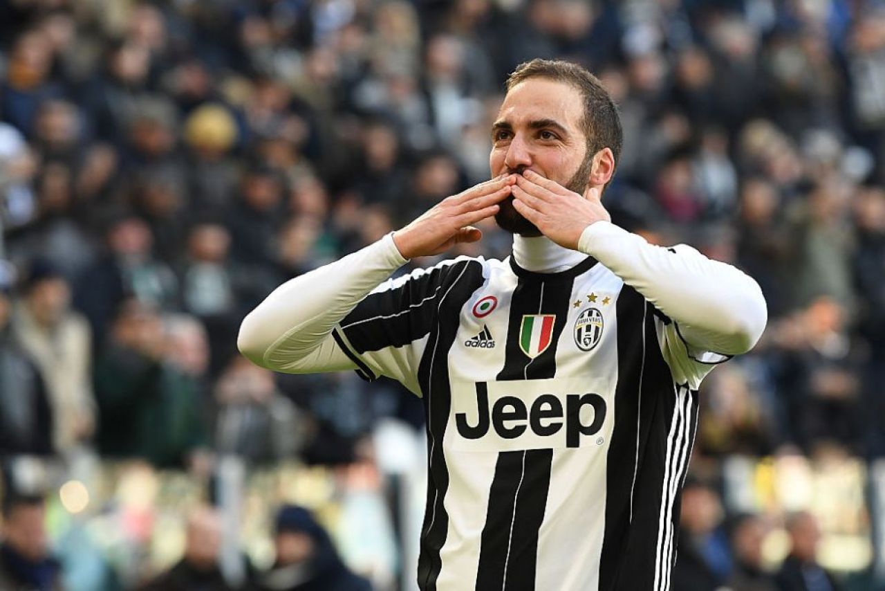 Gonzalo Higuain pune fotbalul în albumul cu amintiri. Echipele uriașe pe care și le-a trecut în CV atacantul argentinian_1
