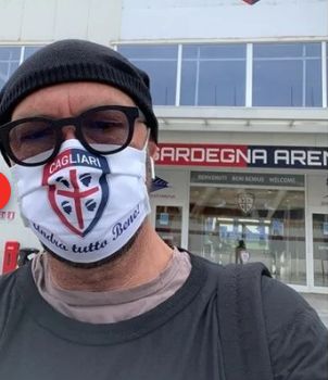 Colectia de masti Walter Zenga! :) Cum apare la antrenamentele lui Cagliari_3