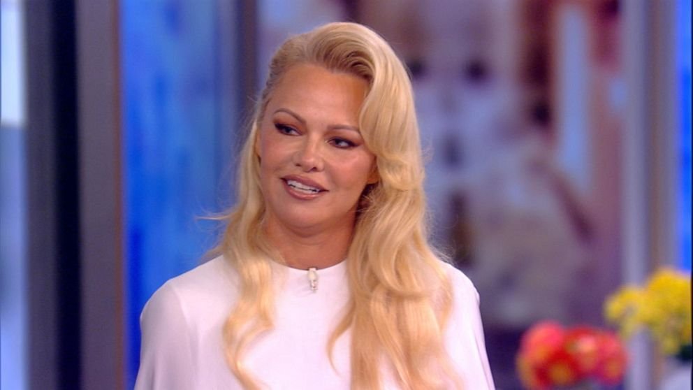 A spus TOT! Pamela Anderson s-a dezbracat de secrete! Dezvaluiri picante despre viata sa intima intr-un interviu exploziv_6