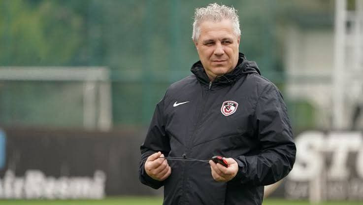 Era nebun si atunci, zicea ca o sa ajunga mare antrenor! Dezvaluiri despre Sumudica de la un jucator pe care l-a antrenat in Liga 1