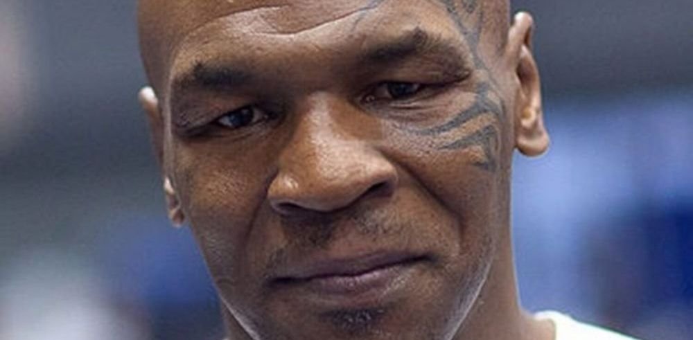 Faza săptămânii la Miami: un bodyguard „l-a arestat” pe Mike Tyson, în timpul meciului Azarenka - Putintseva_13