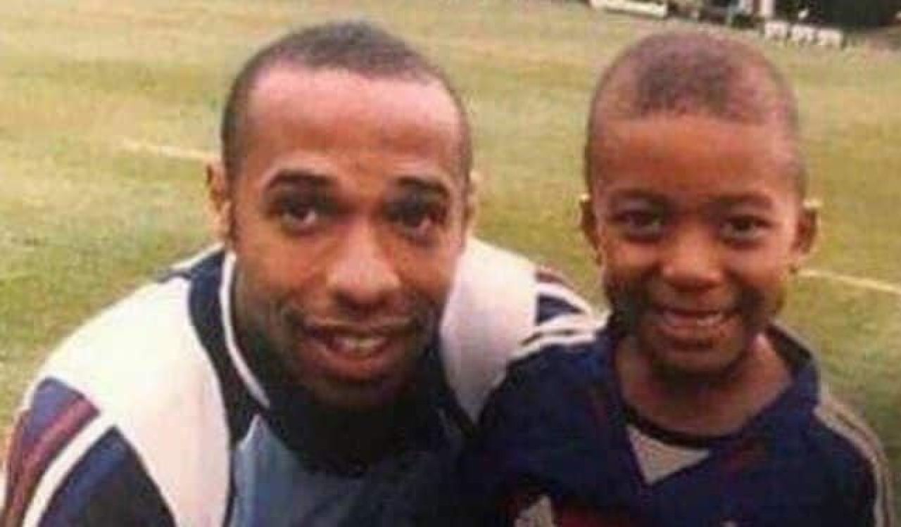 Cum ajungi ca Neymar si Mbappe? :) Stelele Parisului le dau sfaturi tuturor copiilor din lume de 1 iunie_9