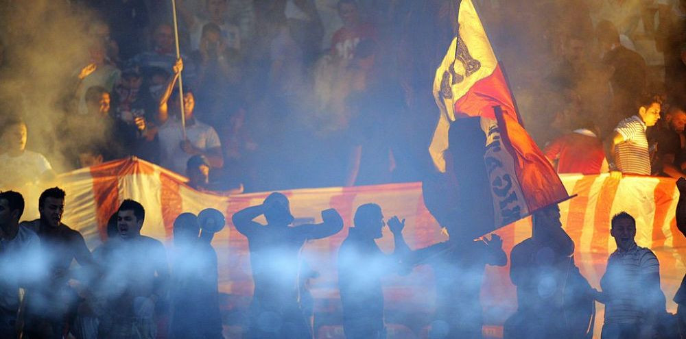 Razboiul STEAUA -DINAMO - faza pe TRADATORI! Jucatorii care au ARUNCAT TRIBUNELE IN AER la marile derby-uri