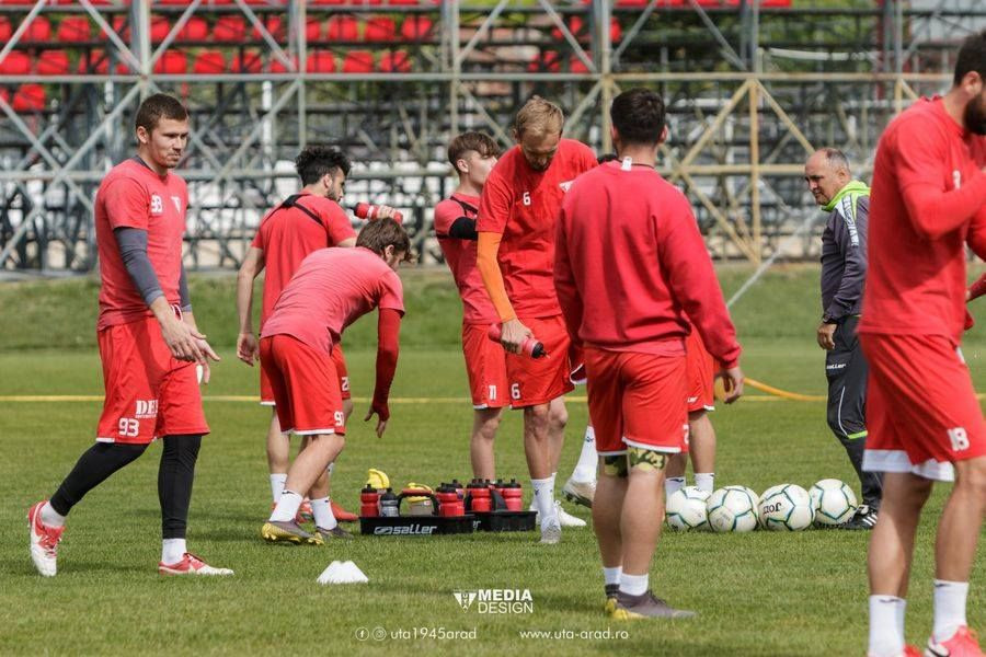 UTA a reluat antrenamentele colective! Laszlo Balint e convins ca baietii nu se vor expune_2