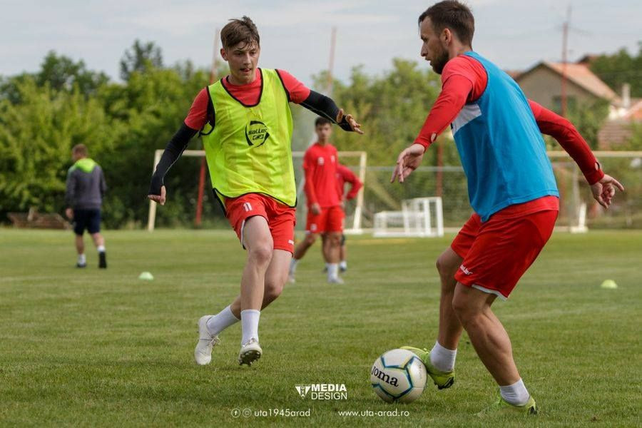 UTA a reluat antrenamentele colective! Laszlo Balint e convins ca baietii nu se vor expune_3