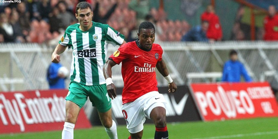 25 de membri ai unui club au fost depistati pozitiv cu Covid-19! Sezonul de fotbal este in pericol