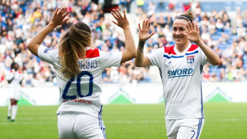 Ele fac LEGEA pe gazon! Cine domina continentul la fotbal feminin! Asa arata revolutie fetelor